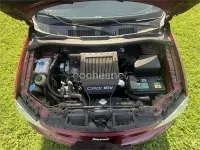 Usado Kia Carens EX 112 CV (82 kW) 2003 Rojo Monovolumen
