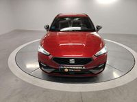 Usado Seat Leon FR 150 CV (110 kW) 2020 Rojo Familiar