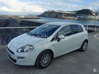Usado Fiat Punto Pop 69 CV (50 kW) 2013 Blanco Berlina
