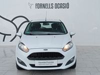Usado Ford Fiesta Trend 95 CV (69 kW) 2017 Blanco Utilitario