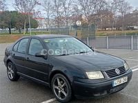 Usado VW Bora Conceptline 105 CV (77 kW) 2003 Negro Berlina
