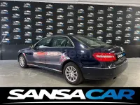 Usado Mercedes E200 Elegance 184 CV (135 kW) 2010 Azul Berlina