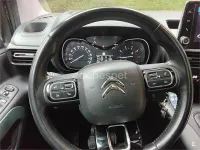 Usado Citroën Berlingo Feel 130 CV (95 kW) 2018 Negro Monovolumen