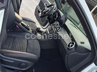 Usado Mercedes CLA200 Shooting Brake 156 CV (114 kW) 2019 Blanco Familiar