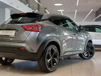 Usado Nissan Juke Tekna 114 CV (83 kW) 2025 Skline grey (metalizado) techo SUV