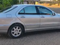 Usado Mercedes S400 250 CV (183 kW) 2001 Gris / plata Berlina