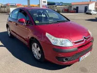 Usado Citroën C4 110 CV (80 kW) 2007 Rojo Berlina