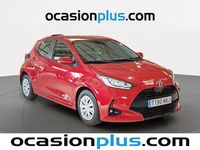 Usado Toyota Yaris Hybrid Business Edition 116 CV (85 kW) 2022 Rojo