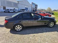 Usado Mercedes C200 Avantgarde 136 CV (100 kW) 2011 Negro Berlina