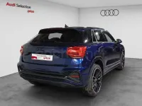 Usado Audi Q2 Black Edition 150 CV (110 kW) 2025 Azul SUV