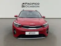 Usado Kia Stonic 101 CV (74 kW) 2022 Rojo SUV