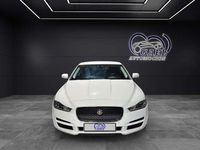 Usado Jaguar XE Portfolio 179 CV (131 kW) 2016 Blanco Berlina