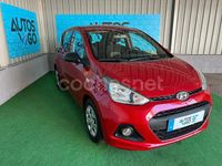 Usado Hyundai i10 66 CV (48 kW) 2015 Granate Utilitario
