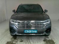 Usado VW Touareg 231 CV (169 kW) 2022 Gris / plata SUV