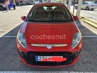 Usado Fiat Punto Easy 69 CV (50 kW) 2012 Rojo Utilitario