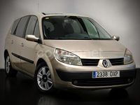 Usado Renault Grand Scénic II Dynamique 130 CV (95 kW) 2006 Gris / plata Monovolumen