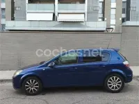 Usado Opel Astra Edition 80 CV (58 kW) 2004 Azul Berlina