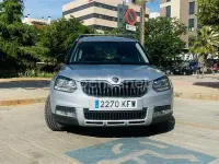 Usado Skoda Yeti Ambition 110 CV (80 kW) 2017 Gris / plata SUV