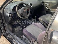 Usado Seat Ibiza Sport 100 CV (73 kW) 2005 Negro Utilitario