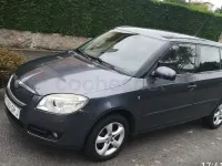 Usado Skoda Fabia Sport 105 CV (77 kW) 2009 Gris / plata Berlina