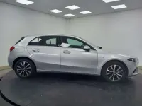 Usado Mercedes A250 220 CV (161 kW) 2021 Gris Berlina