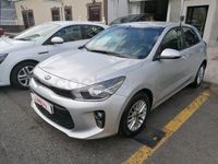 Usado Kia Rio 84 CV (61 kW) 2017 Gris / plata Berlina