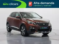 Usado Peugeot 3008 Allure 130 CV (95 kW) 2017 Marrón SUV
