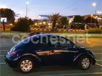 Usado VW New Beetle 102 CV (75 kW) 2005 Azul Utilitario