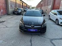 Usado Mercedes CLA220 Shooting Brake AMG line 177 CV (130 kW) 2016 Negro Familiar