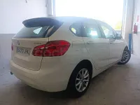 Usado BMW 216 Active Tourer Sport Line 116 CV (85 kW) 2015 Blanco Monovolumen