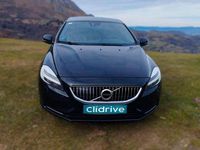 Usado Volvo V40 Momentum 190 CV (139 kW) 2017 Negro Utilitario