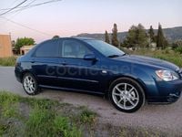 Usado Kia Cerato EX 112 CV (82 kW) 2004 Azul Berlina