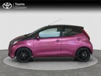 Usado Toyota Aygo X-cite 72 CV (52 kW) 2019 Violeta / lila Utilitario