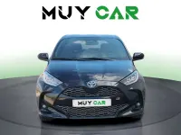 Usado Toyota Yaris Sport 131 CV (96 kW) 2024 Negro Utilitario