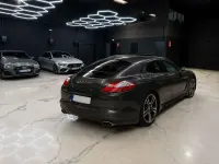 Usado Porsche Panamera Diesel 250 CV (183 kW) 2012 Negro Utilitario