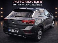 Usado VW T-Roc Life 150 CV (110 kW) 2023 Gris / plata SUV