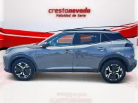 Usado Peugeot 2008 Allure 130 CV (95 kW) 2023 Gris / plata SUV