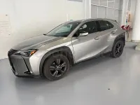 Usado Lexus UX Business Edition 184 CV (135 kW) 2021 Beige SUV