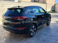 Usado Hyundai Tucson Style 141 CV (103 kW) 2018 Negro SUV