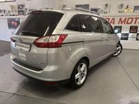 Usado Ford Grand C-Max Titanium 125 CV (91 kW) 2018 Plateado Monovolumen