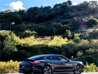 Usado Porsche Panamera Turbo 500 CV (367 kW) 2012 Gris / plata Berlina