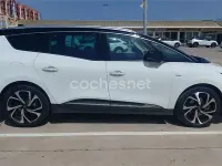 Usado Renault Grand Scénic IV Edition One 130 CV (95 kW) 2017 Blanco Monovolumen