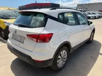 Usado Seat Arona Ecomotive 95 CV (69 kW) 2020 Blanco SUV
