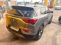 Usado SsangYong Korando 149 CV (109 kW) 2023 Gris / plata SUV