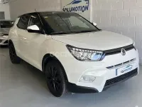 Usado SsangYong Tivoli 128 CV (94 kW) 2016 Blanco SUV