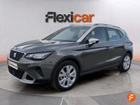 Usado Seat Arona Xperience 110 CV (80 kW) 2022 Gris SUV