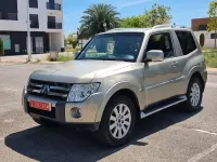 Usado Mitsubishi Montero 170 CV (125 kW) 2009 Beige SUV
