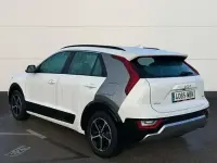 Usado Kia Niro 141 CV (103 kW) 2022 Blanco SUV