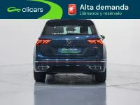 Usado VW Tiguan R-line 245 CV (180 kW) 2023 Azul SUV