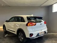 Usado Kia Niro 141 CV (103 kW) 2021 Blanco SUV